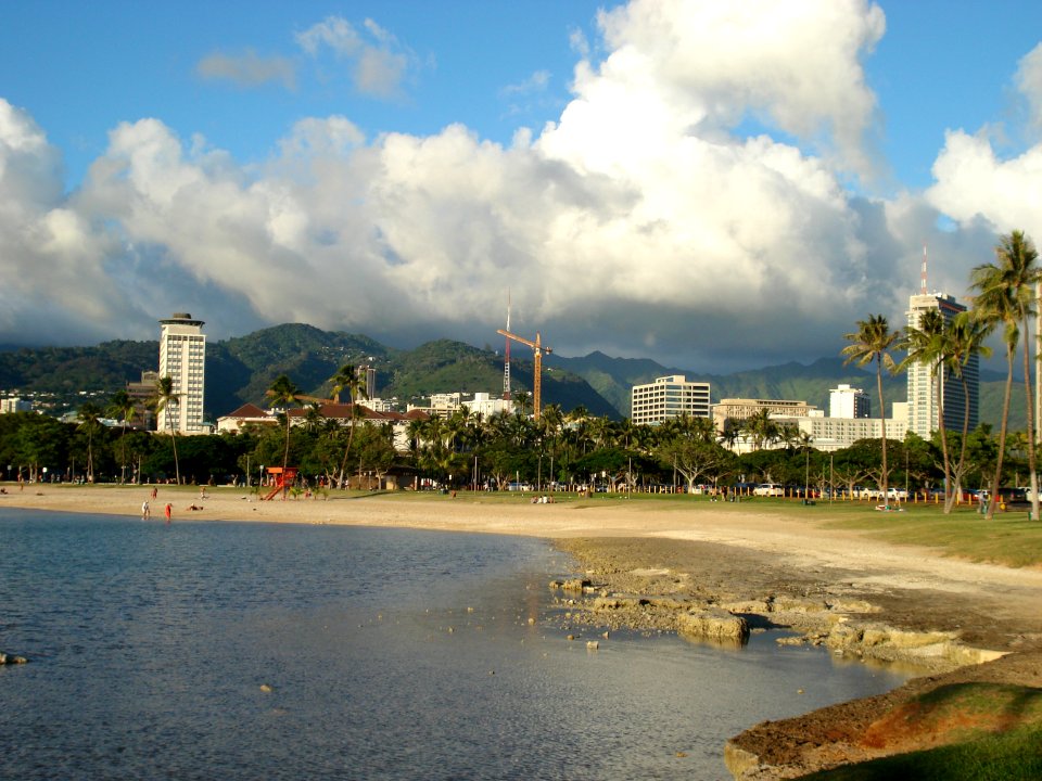 Hawaiian Mountains from Waikiki