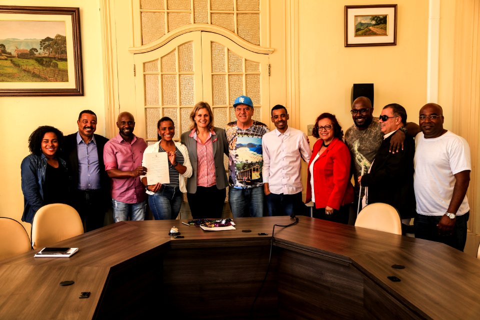 23.10.2018 - Prefeita Paula Mascarenhas realiza assinatura das leis de autoria da vereadora Daiane Dias  - Foto: Gustavo Vara
