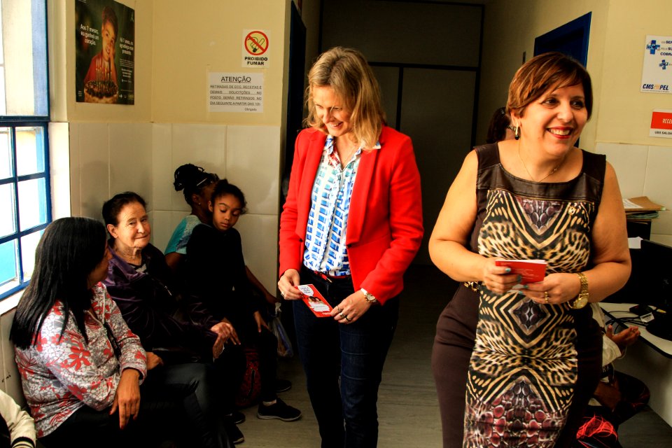 19.10.2018 - Prefeita Paula Mascarenhas realiza o lançamento da Caderneta da Mulher Pelotense na  UBS Salgado Filho - Foto: Gustavo Vara