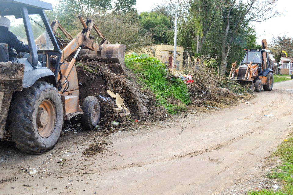 Limpeza mutirão Barro Duro Foto Janine Tomberg (46)-2