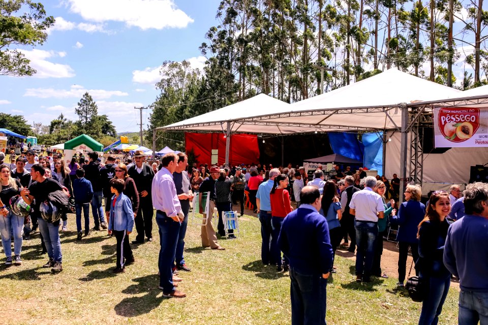 02.12.2018 Abertura Oficial da Festa Municipal do Pêssego - Fotos Gustavo Mansur