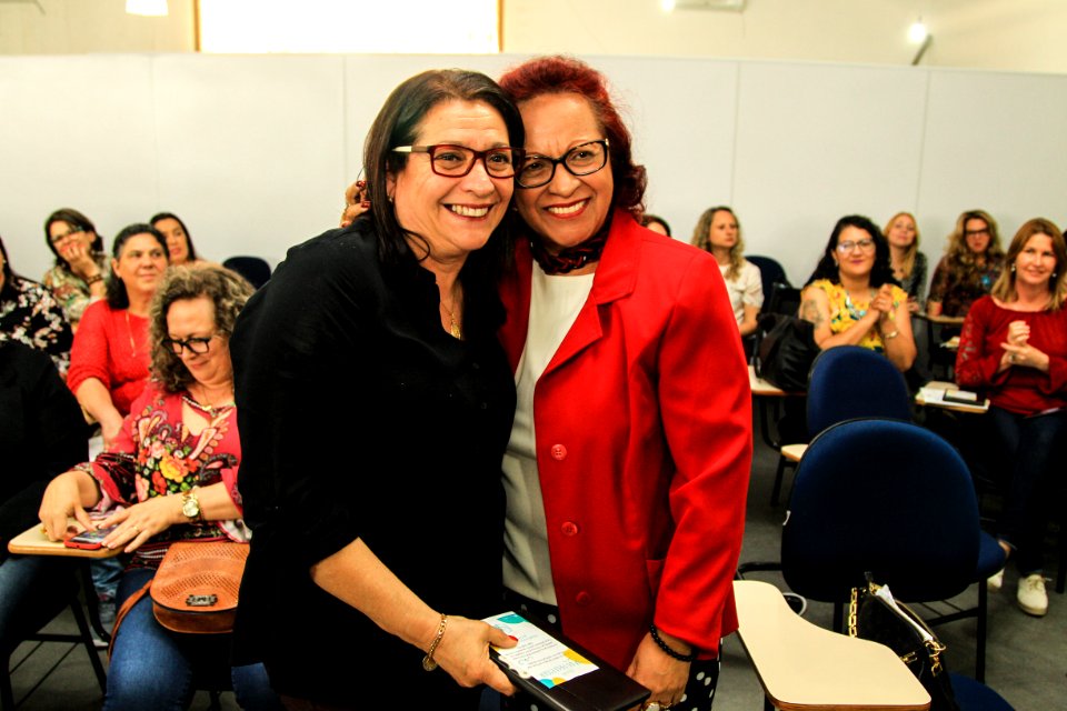 19.10.2018 - Prefeita Paula Mascarenhas durante homenagem ao Dia do Professor aos professores da rede municipal - Foto: Gustavo Vara