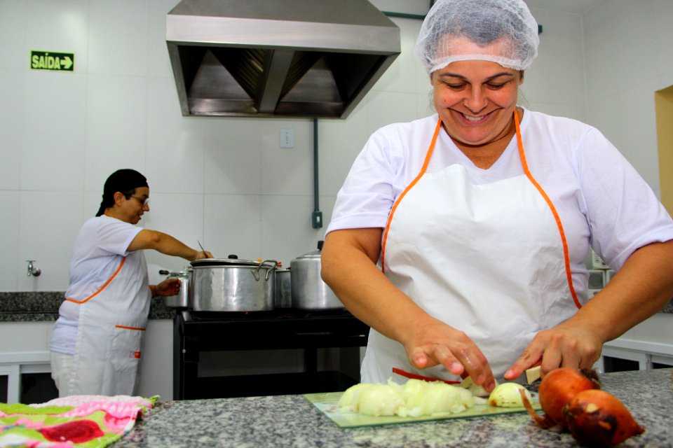 02.05.2018 - SMED - Merenda escolar - foto Marcel Avila