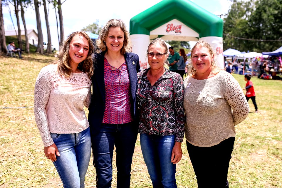 02.12.2018 Abertura Oficial da Festa Municipal do Pêssego - Fotos Gustavo Mansur