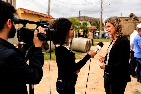 11.10.2018 - Prefeita Paula Mascarenhas e o vice Idemar Barz realizam a entrega de veículos no reservatório R5, entrega de máquinas e visita nas obras do Sanep,  no Fragata - Foto: Gustavo Vara