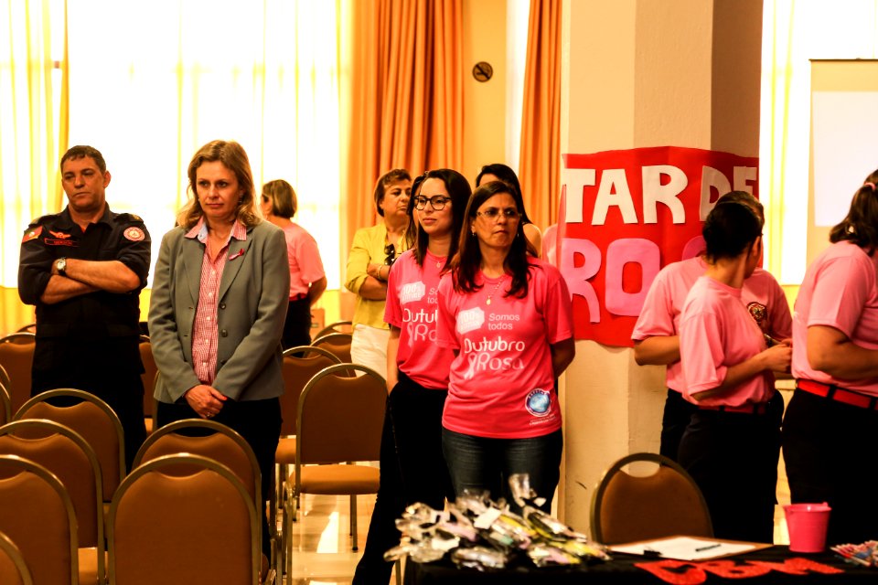 23.10.2018 - Prefeita Paula Mascarenhas participa da abertura da Tarde Rosa - para mães e familiares dos bombeiros mirins - Foto: Gustavo Vara