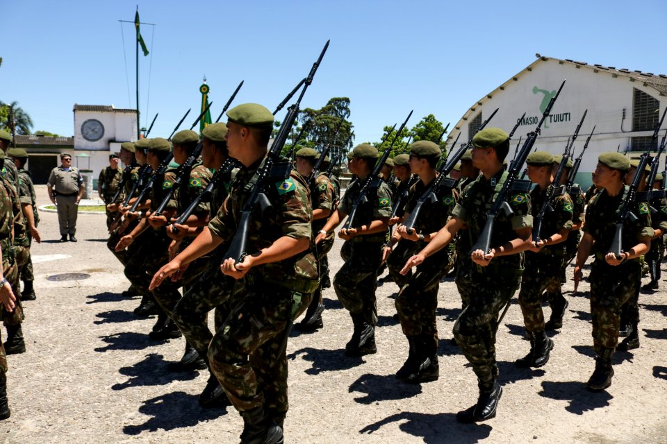 19.11.2018 - Vice Idemar na cerimônia do dia da Bandeira no 9º batalhão militar - Foto Michel Corvello
