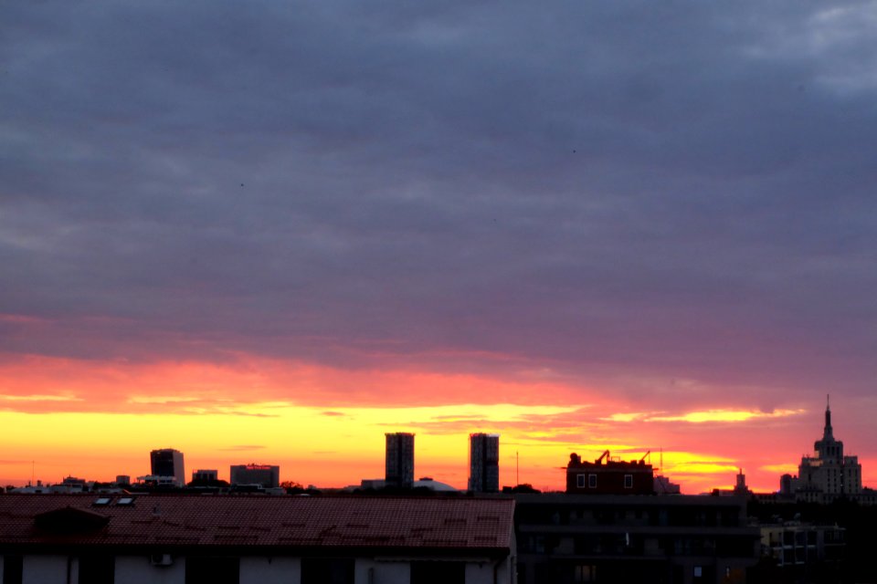 sunset apus HQ NC2017 1010 184733