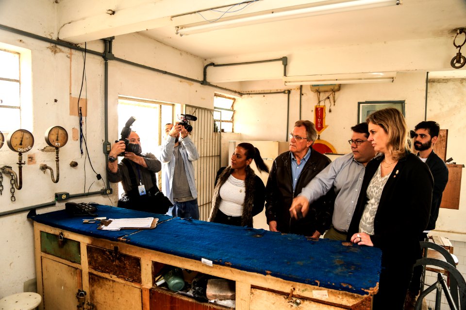 11.10.2018 - Prefeita Paula Mascarenhas e o vice Idemar Barz realizam a entrega de veículos no reservatório R5, entrega de máquinas e visita nas obras do Sanep,  no Fragata - Foto: Gustavo Vara