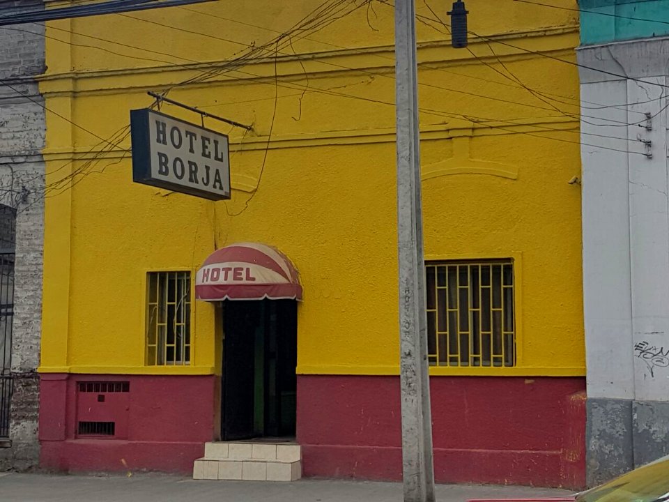 Hotel Borja, Estación central