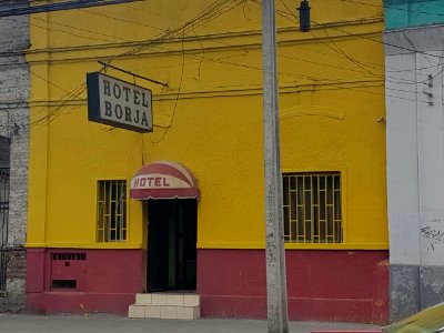Hotel Borja, Estación central