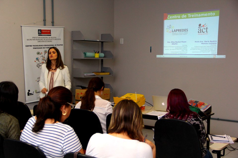 20.04.2018 - SMED - Treinamento Facilitadores Programa ACT - Foto Marcel Avila