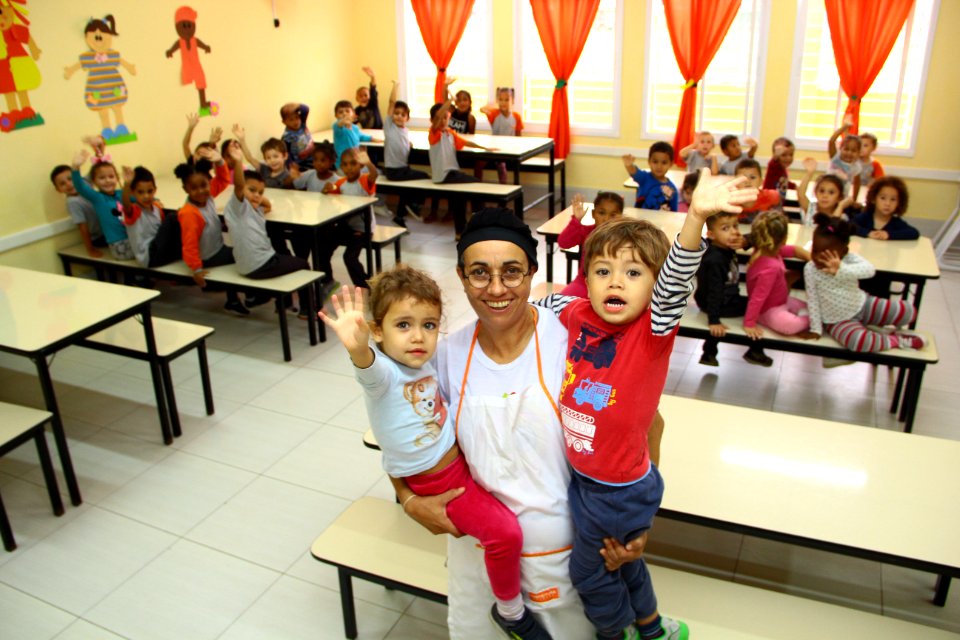 02.05.2018 - SMED - Merenda escolar - foto Marcel Avila