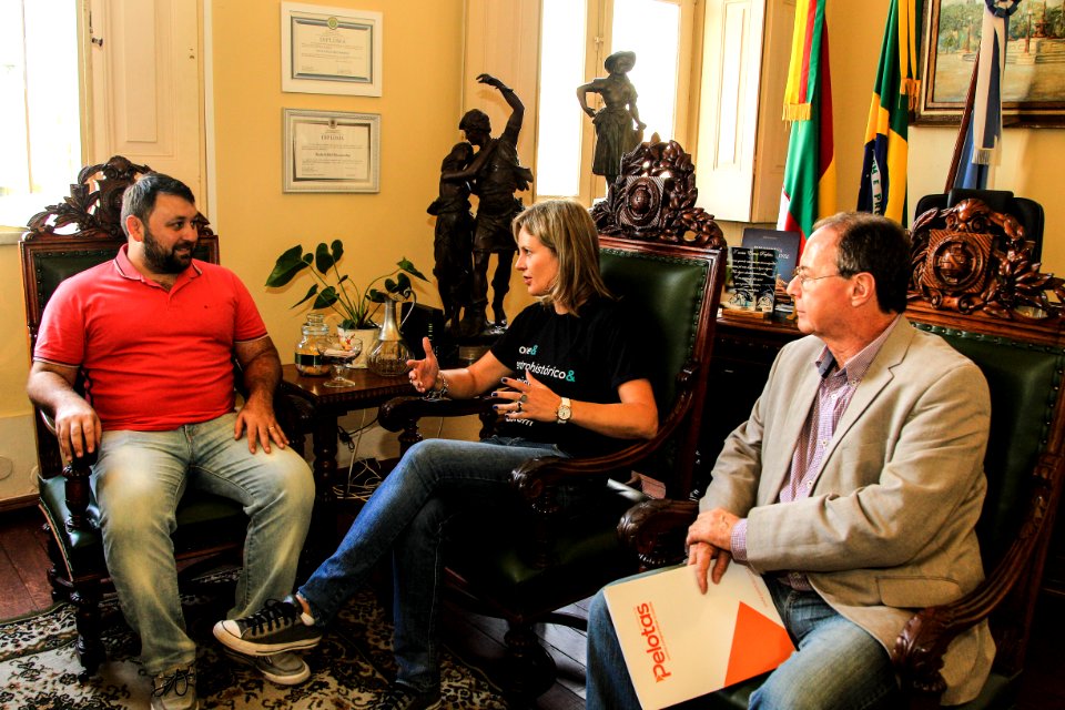 20.04.2018 - Prefeita Paula Mascarenhas durante visita do deputado Estadual João Derly (PSD) - Foto: Gustavo Vara