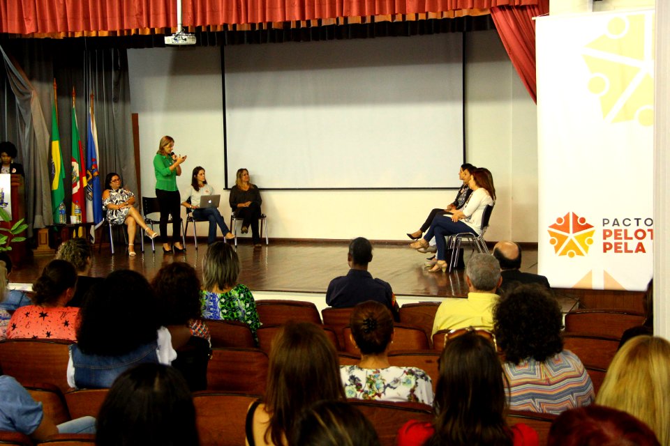 15.03.2018 - Gab Prefeita - Palestra Aprendizagem socioemocional na escola - Foto Marcel Avila