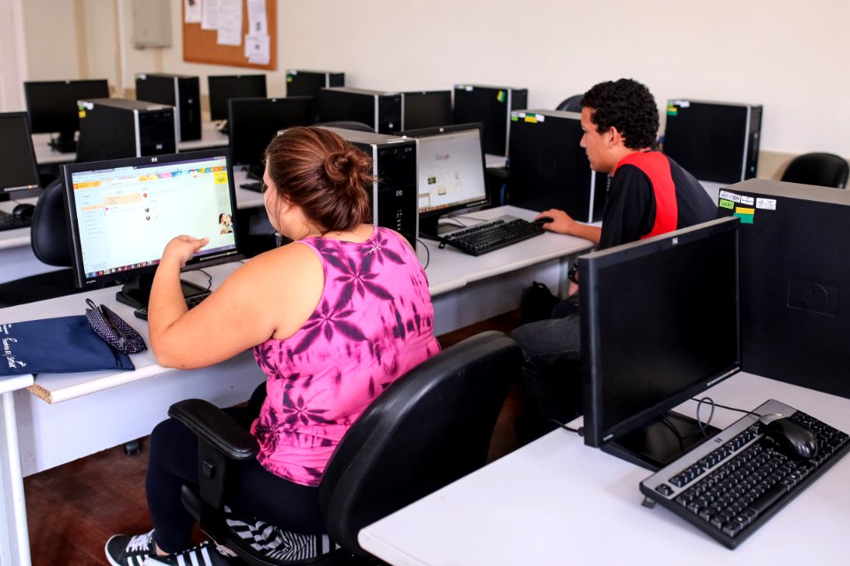 27.04.2018 Capacitação informática residenciais minha casa minha vida - Fotos Gustavo Mansur