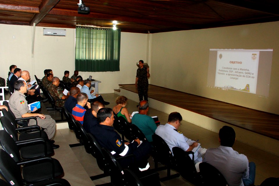 11.04.2018 - Gab Prefeita - Reunião apresentação Esquadrilha da Fumaça - Foto Marcel Avila