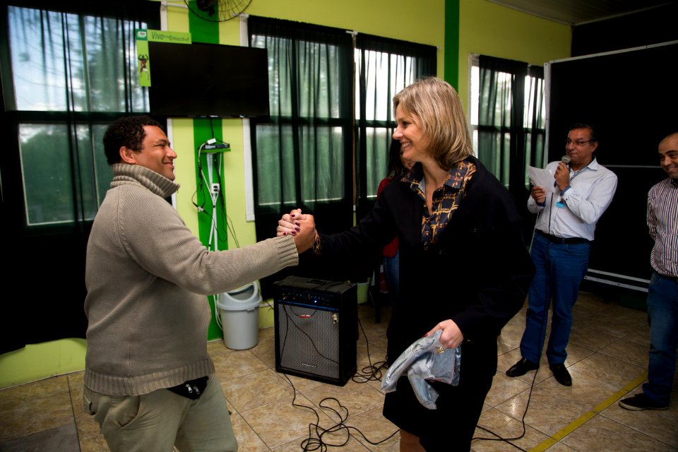 17.05.2019 - Prefeita Paula Mascarenhas participa do almoço de confraternização dos apenados do MOP com a presença de familiares - Foto: Gustavo Vara