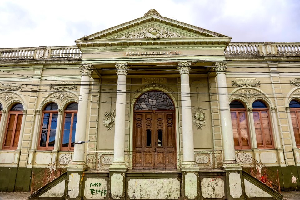 Escola de Agronomia Eliseu Maciel  - Gustavo Mansur-3
