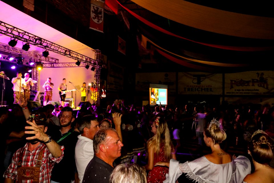 3ª Deutsches Fest - Foto Michel Corvello