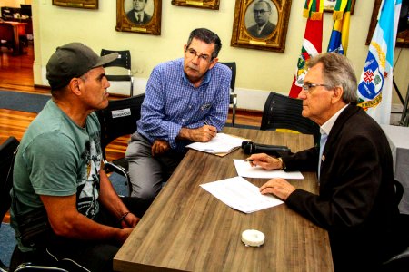 23.11.2017 - Prefeito em exercicio Idemar Barz em audiências publicas individuais do projeto O Vice-Prefeito Recebe