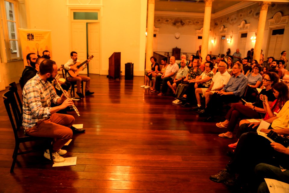 15.01.2019 - Prefeito em exercício Idemar Barz prestigia a apresentação Grupo de Choro - Festival na Comunidade. programação do Festival Internacional Sesc de Música - Foto: Gustavo Vara