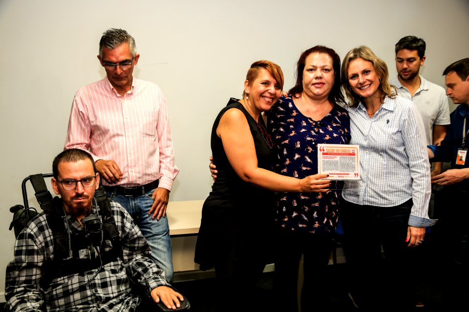 13.04.2018 - Prefeita Paula Mascarenhas    no lançamento da ampliação da cobertura da Estratégia Saúde da Família para 80% e lançamento da 4 edição do Saúde no Ônibus, que desta vez divulgará Histórias de Vida e Superação contatos por anônimos - Foto: Gus