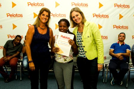 13.02.2019 - Prefeita Paula Mascarenhas realiza a entrega de contratos e carnês da Regularização Fundiária  do Navegantes - Foto: Gustavo Vara