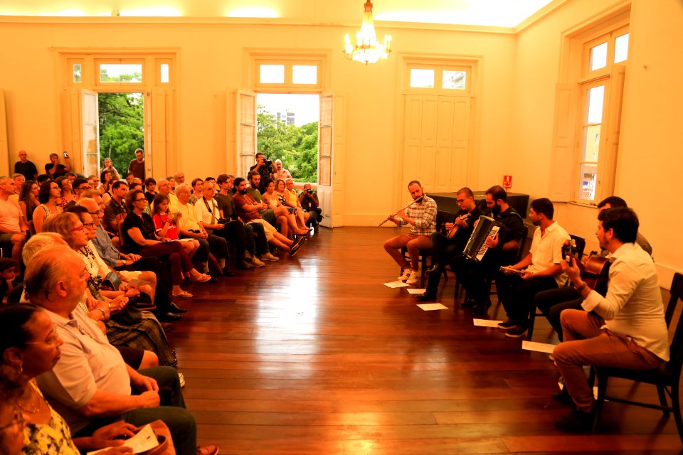 15.01.2019 - Prefeito em exercício Idemar Barz prestigia a apresentação Grupo de Choro - Festival na Comunidade. programação do Festival Internacional Sesc de Música - Foto: Gustavo Vara