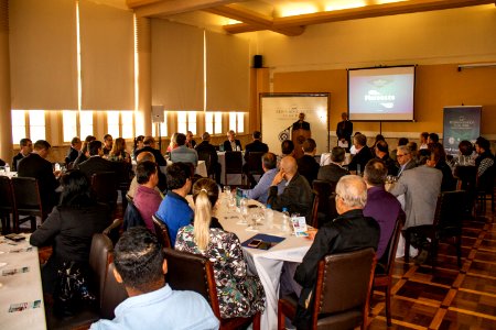 25.04.2019 - Vice-prefeito Idemar Barz presente na Reunião-Almoço Tá na hora com palestra de Realdir Furtado - Foto Michel Corvello