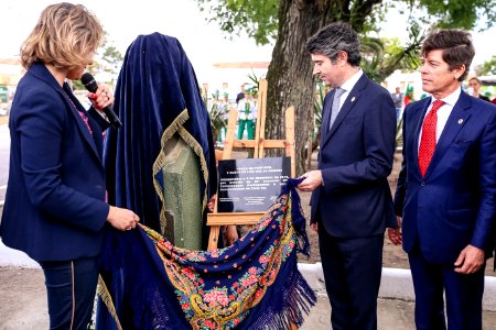 02.12.2018 Inauguração do busto de Camões - Fotos Gustavo Mansur