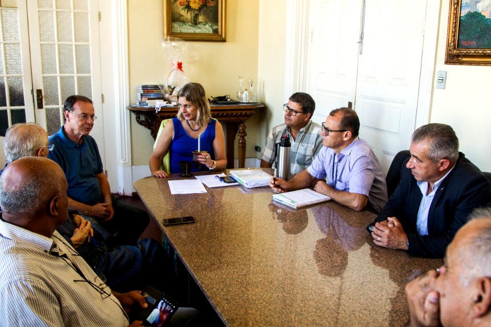 02.04.2019 - Prefeita Paula Mascarenhas  em reunião com Consórcio da Zona Sul, SDR Estadual e Emater Regional sobre consórcio de máquinas - Foto: Gustavo Vara