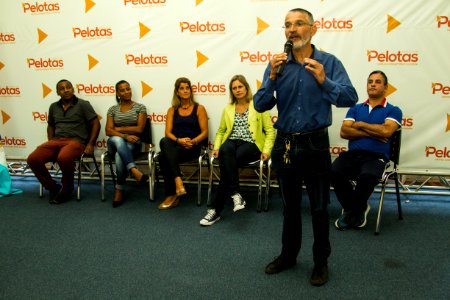 13.02.2019 - Prefeita Paula Mascarenhas realiza a entrega de contratos e carnês da Regularização Fundiária  do Navegantes - Foto: Gustavo Vara