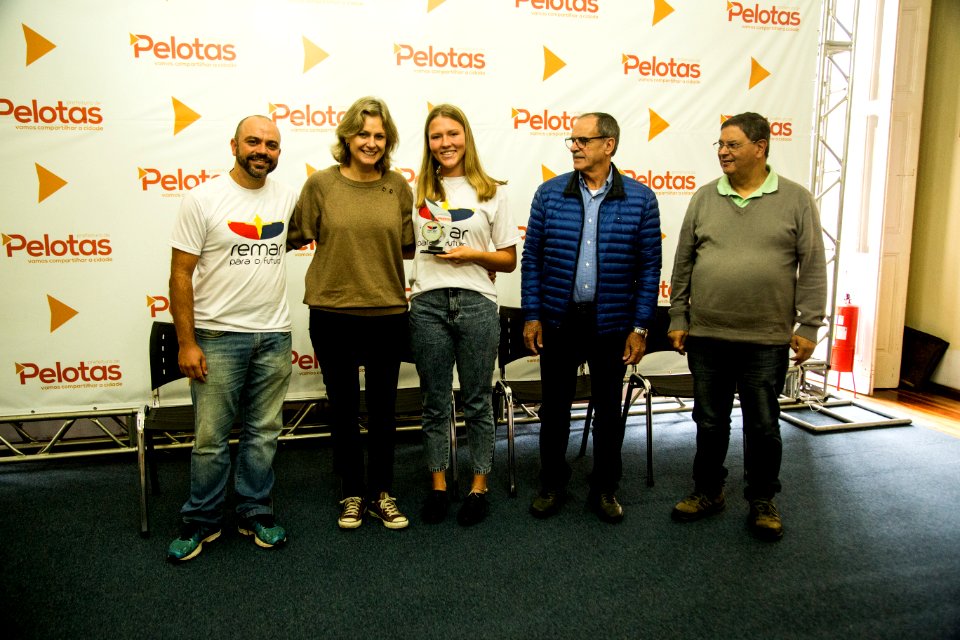 14.05.2019 - Prefeita Paula Mascarenhas realiza a entrega  de homenagens aos participantes do projeto Remar Para o Futuro - Foto: Gustavo Vara