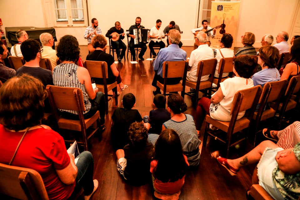 15.01.2019 - Prefeito em exercício Idemar Barz prestigia a apresentação Grupo de Choro - Festival na Comunidade. programação do Festival Internacional Sesc de Música - Foto: Gustavo Vara