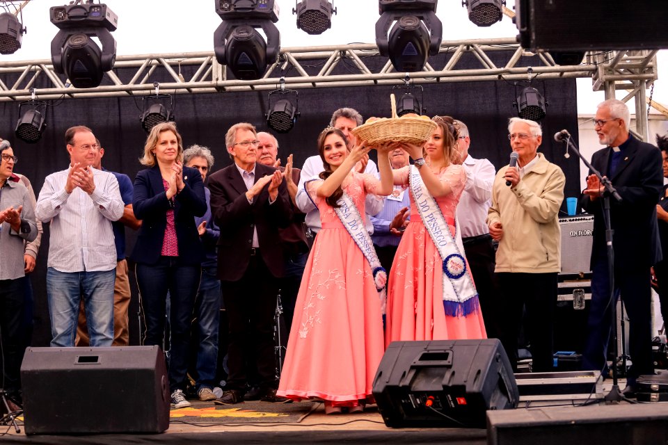 02.12.2018 Abertura Oficial da Festa Municipal do Pêssego - Fotos Gustavo Mansur