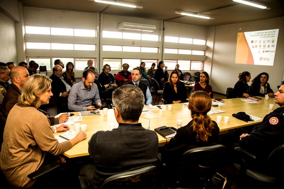 14.05.2019 - Prefeita Paula Mascarenhas em reunião com o GGI -  Foto: Gustavo Vara