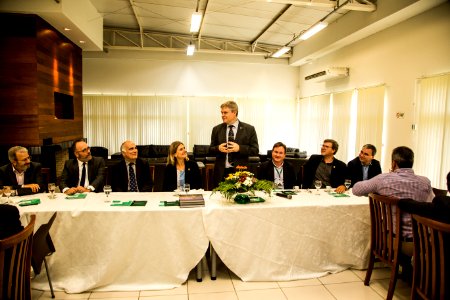 27.03.2019 - Prefeita Paula Mascarenhas participa de reunião almoço com professor Jorge Audy da Tecnopuc e Josep Piquê na Lifemed - Foto: Gustavo Vara