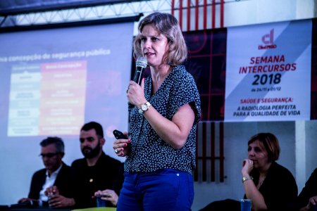 29.11.2018 - Prefeita Paula Mascarenhas palestra na Semana Intercurso do Instituto Educacional Dimensão - Foto: Gustavo Vara