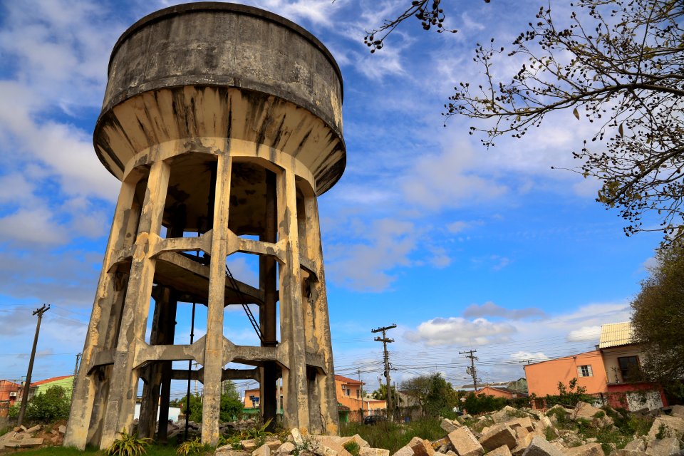 11.10.2018 - Prefeita Paula Mascarenhas e o vice Idemar Barz realizam a entrega de veículos no reservatório R5, entrega de máquinas e visita nas obras do Sanep,  no Fragata - Foto: Gustavo Vara
