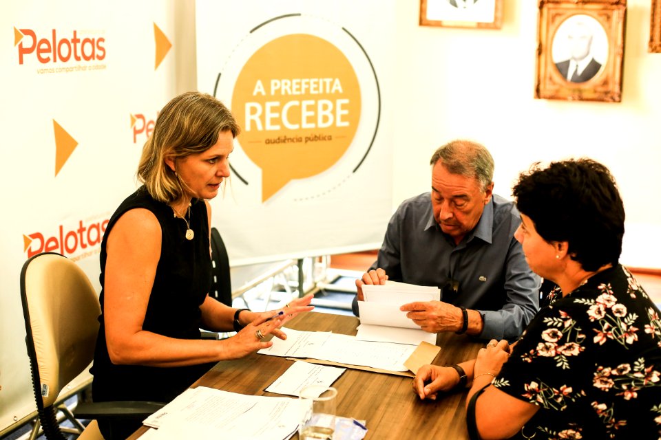 07.02.2019 - Prefeita Paula Mascarenhas durante edição do Prefeita Recebe, no Salão Nobre do Paço Municipal - Foto: Gustavo Vara