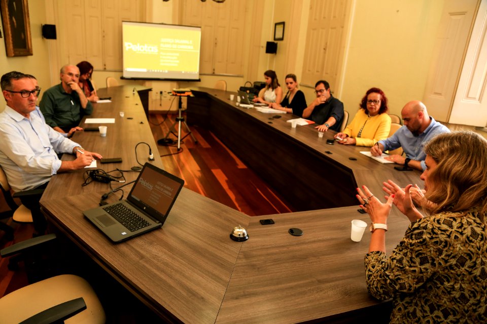 13.11.2018 - Prefeita Paula Mascarenhas em reunião com vereadores da oposição - Foto: Gustavo Vara