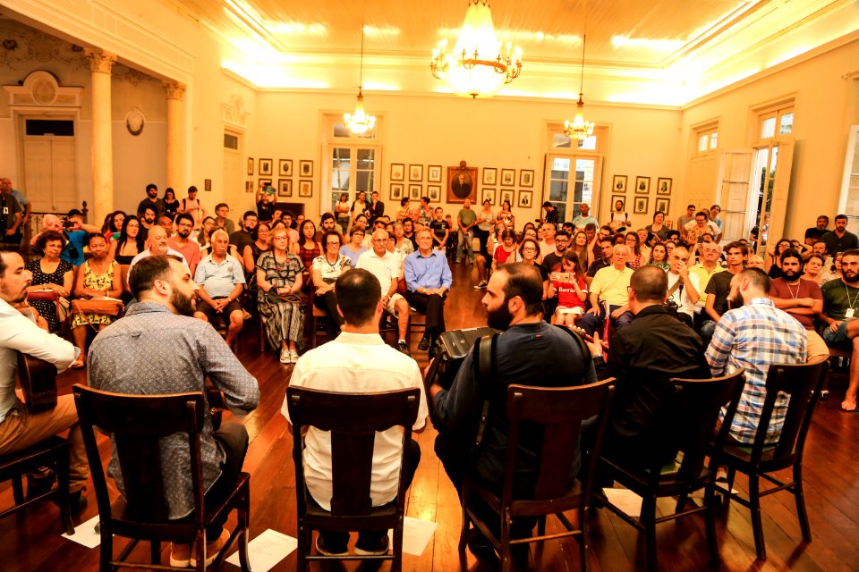 15.01.2019 - Prefeito em exercício Idemar Barz prestigia a apresentação Grupo de Choro - Festival na Comunidade. programação do Festival Internacional Sesc de Música - Foto: Gustavo Vara