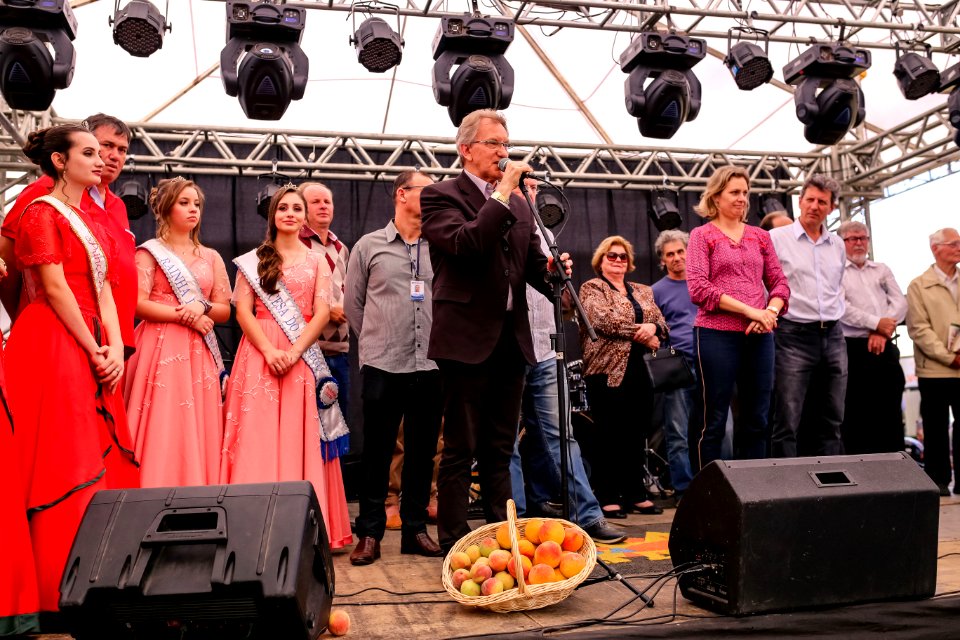 02.12.2018 Abertura Oficial da Festa Municipal do Pêssego - Fotos Gustavo Mansur