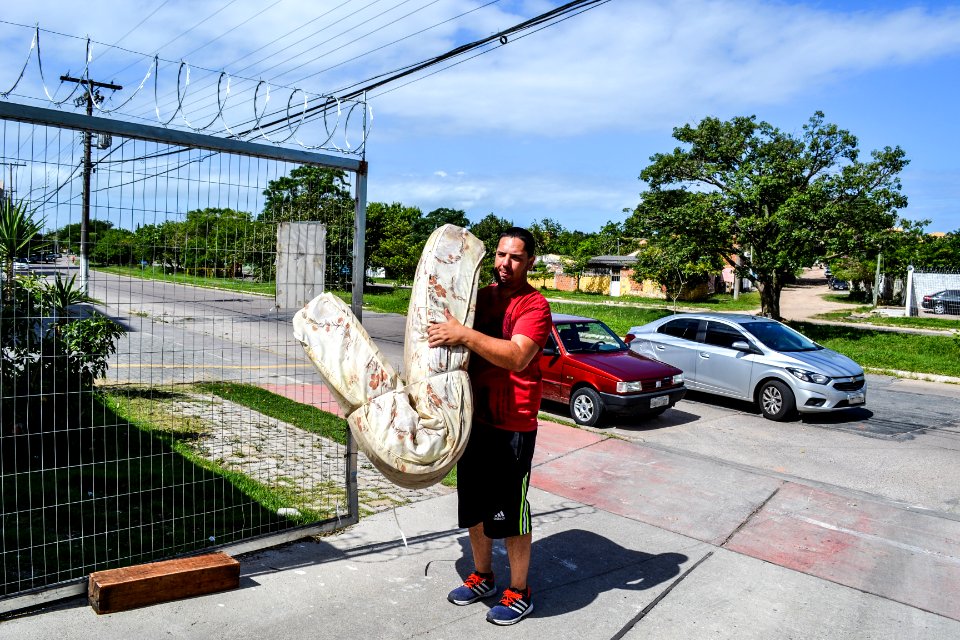 25.01.2018 - Recebimento de materias no Ecoponto de Pelotas . Localizado na Juscelino Kubitschek de Oliveira, 3.195.
