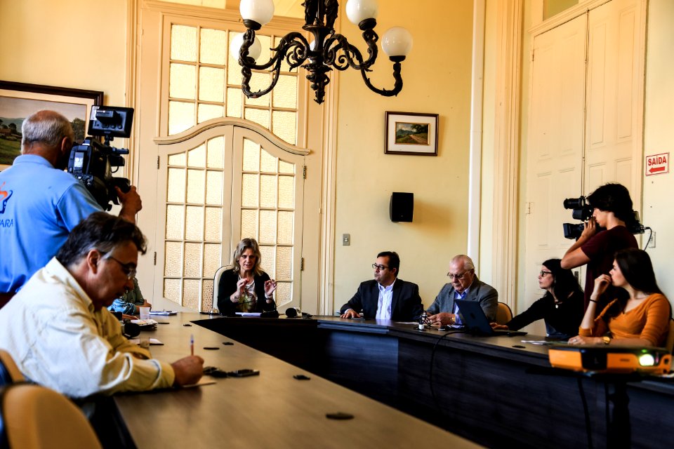 20.11.2018 - Prefeita Paula Mascarenhas realiza coletiva de Imprensa para apresentação do PL de Adequação da Remuneração - Foto: Gustavo Vara