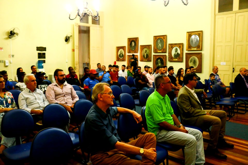 01.04.2019 - Vice-prefeito Idemar Barz na entrega da premiação do Campeonato de Futebol amador - Foto Michel Corvello