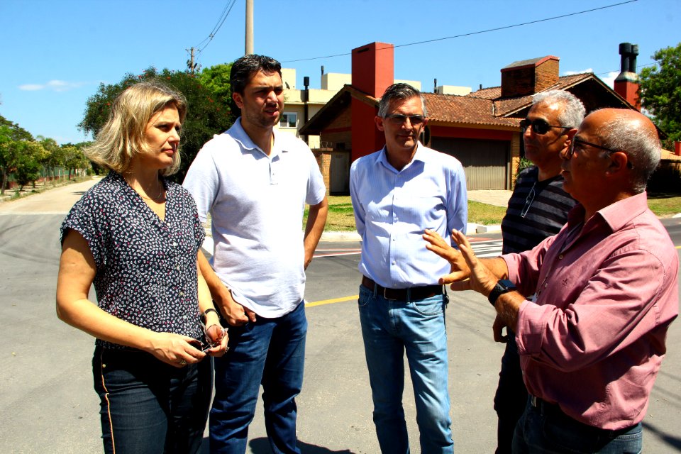 10.12.2018 - Gab Prefeita - Entrega Rua Lisboa - Foto Marcel Avila