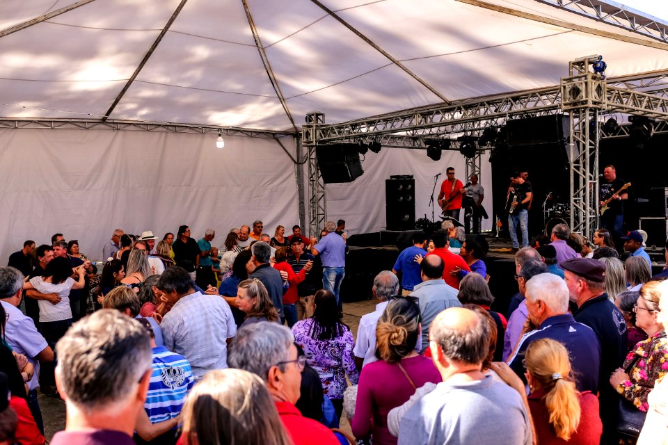 02.12.2018 Abertura Oficial da Festa Municipal do Pêssego - Fotos Gustavo Mansur