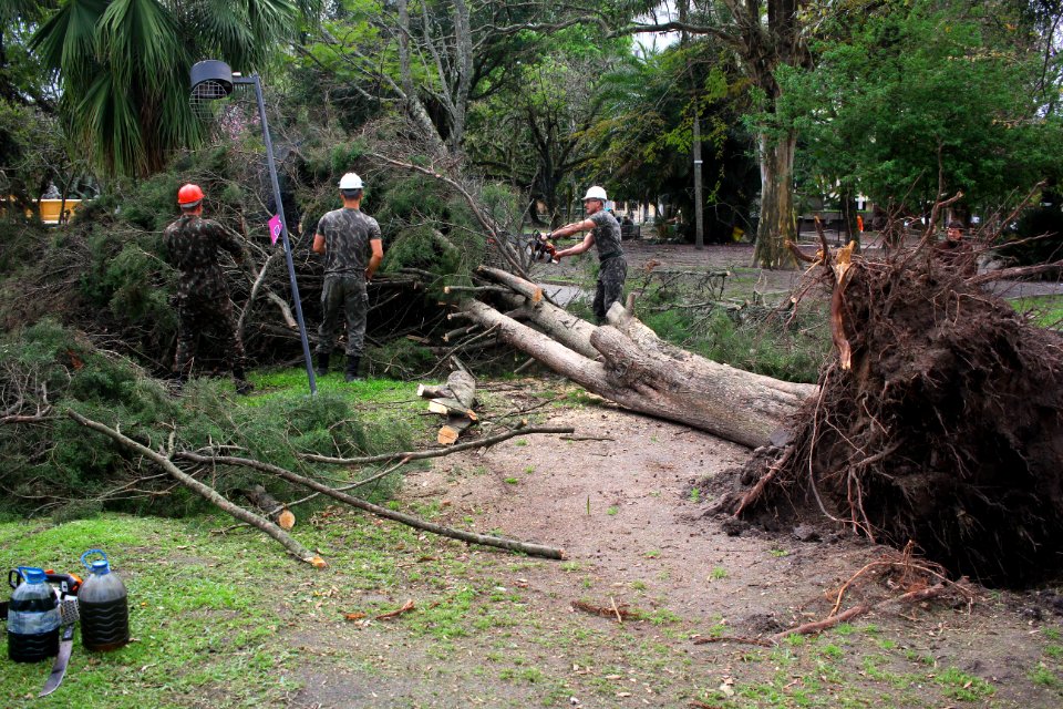 02.10.2018 - SQA - Temporal Praça Coronel Pedro Osório - Foto Marcel Avila